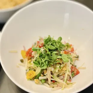 Papaya salad, Ans Famous Garlic Noodles