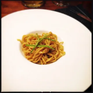 Ans Famous Garlic Noodles