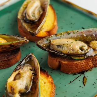 Green Lip Mussels with Asian Pesto