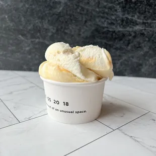 Vanilla gelato with ribbons of white chocolate fudge