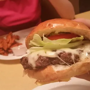 Regular burger with pepper jack cheese