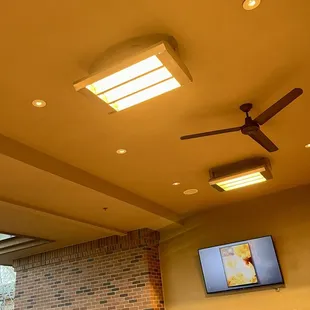 Functional heat lighting in the outside area