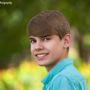 Oahu Senior Portraits, Moanalua Gardens, Honolulu, Hawaii