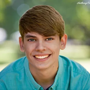 Oahu Senior Portraits, Moanalua Gardens, Honolulu, Hawaii