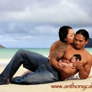 Oahu Family Photography, Waimanalo Beach, Oahu, Hawaii Newborn photography