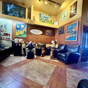 Anthony&apos;s cigar emporium