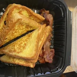 French Toast side of Bacon
