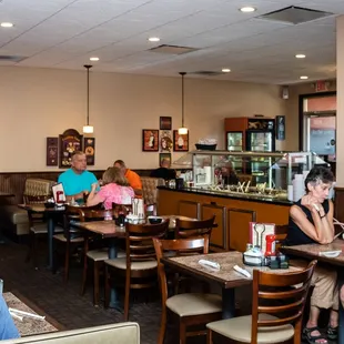 Anthony&apos;s Family Restaurant