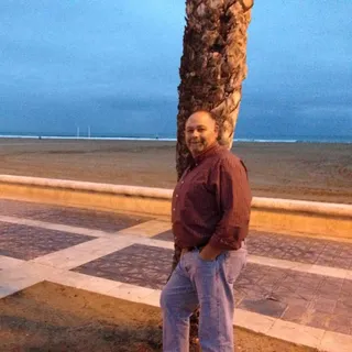 Dan H.