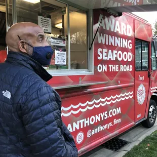 Food truck at Ashbrook neighborhood