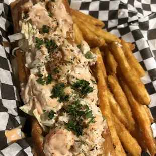 Crab and shrimp roll