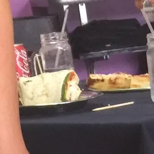 I was a creeper and took a picture of that lady&apos;s massive wrap. It was huge!