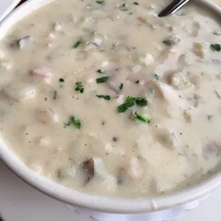 Anthony's Award-Winning Clam Chowder