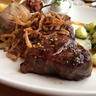 Signature New York Steak*