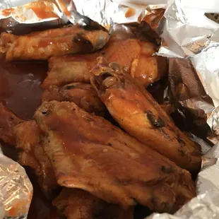 chicken wings, fried chicken wings, chicken wings and fried chicken, poultry, bbq wings, fried chicken, food, bbq chicken, chicken