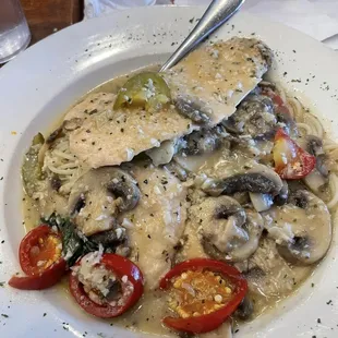 Chicken Murphy -- this might be one of the WORST things I&apos;ve ever ordered at a restaurant. Swimming in oil and so bland.