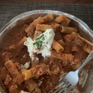 Was supposed to be Gnocchi Bolognese but got rigatoni bolognese instead because they were out.