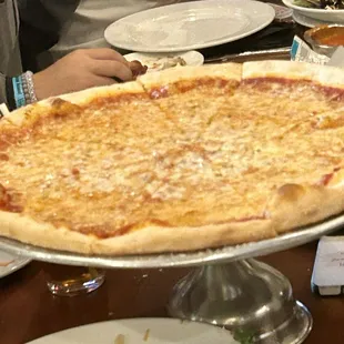 New York Cheese Pizza 14"