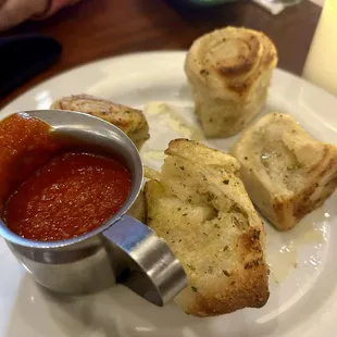 Garlic knots 1/2 doz