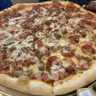 Pizza Meat lovers pizza 16"