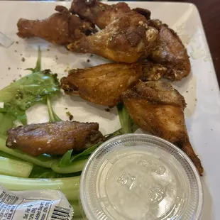 Lemon pepper Anthony's Famous Wings 12