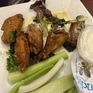 Anthony's Famous Wings 12