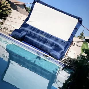 Projector screen for movie night