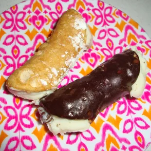 donuts, food, dough desserts