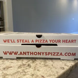 Pizza box / branding