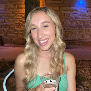 Caitlin L.