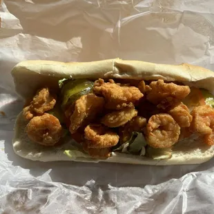 Shrimp po boy (half)