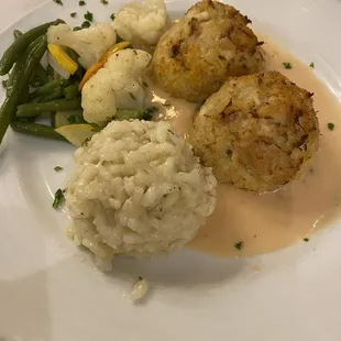 Crab cake dinner