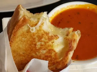 Wunderbar Coffee and Bistro