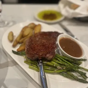 Ribeye with port reduction sauce and roasted potatoes