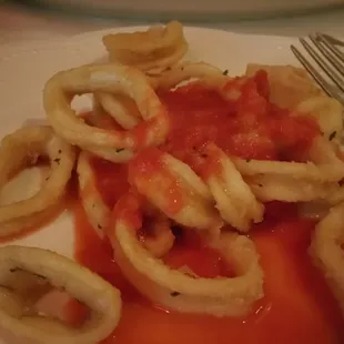 fried calimari with red sauce
