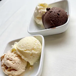 two bowls of ice cream on a table