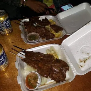 Los mejores anticuchos en California....Buena atención.....