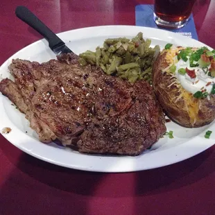 This is a Wednesday night prime rib steak special.