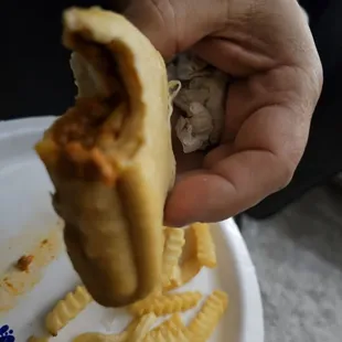 The pizza pocket was frozen