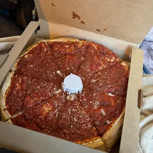 Tuesday special: small stuffed cheese pizza