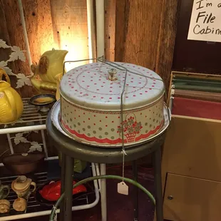 Travel cake holder