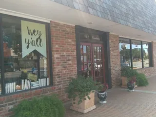 Broadway Antiques and Market