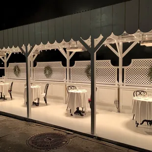 Outdoor seating, with overhead heaters (Winter '21 )