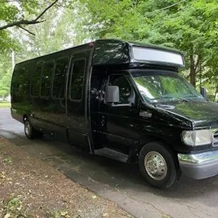 24pax Limo Bus Exterior