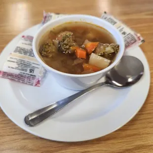 Soup of the day - beef w/ veggies (included w/ sandwich):   beef and veggies were tender, but the broth was thin and bland, 6/10 rating.