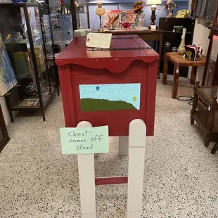 Such a unique chest!