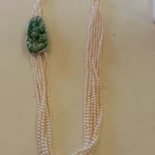 love jade &amp; pearl necklace