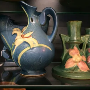 Antiques on The Corner Call (317) 869-1190 8444 E. Washington St. Indianapolis, Indiana 46219 ( Open 10:00 am - 6:00 pm ) 6 days a week