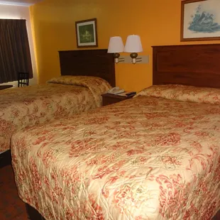 Double Room with 2 Full Size Beds