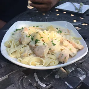 Fettuccine Alfredo with chicken